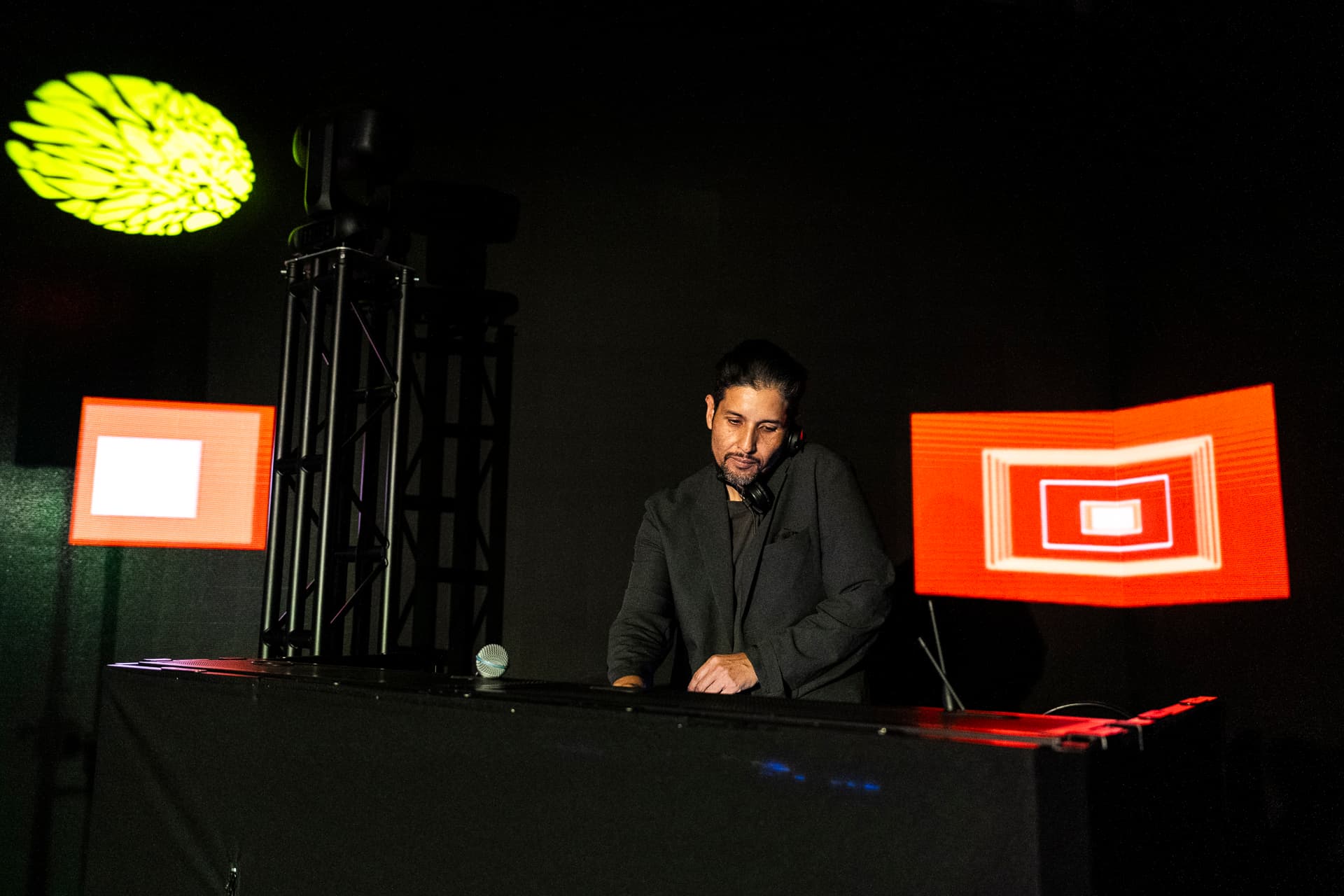 King Most DJ portrait